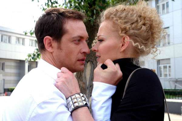 Кирилл Сафонов выдает замуж дочь и мечтает о сыне