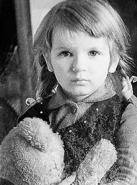 Аня покров в детстве фото
