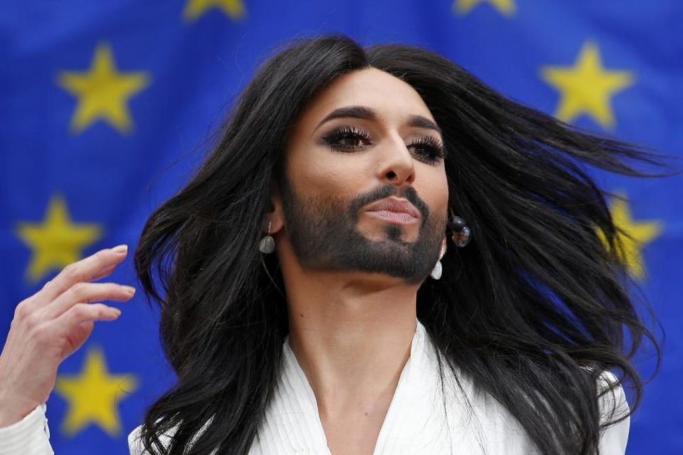 Как Евровидение дошло до ручки: раньше побеждала АВВА, а сейчас бородатая баба