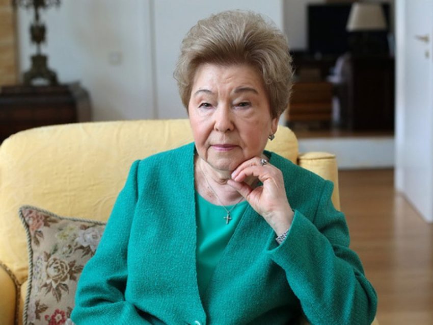 Какую пенсию получает вдова Бориса Ельцина, что может позволить себе жить во дворце и оплачивать услуги прислуги и садовника